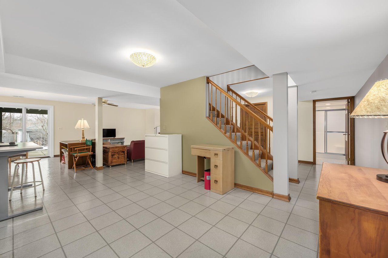 412 Lawrence Avenue Glen Ellyn | Walk to Downtown | No HOA Townhome | Joe Soto @ RE/MAX