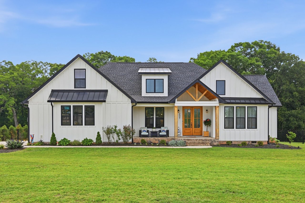 237 Triple Ponds Ct