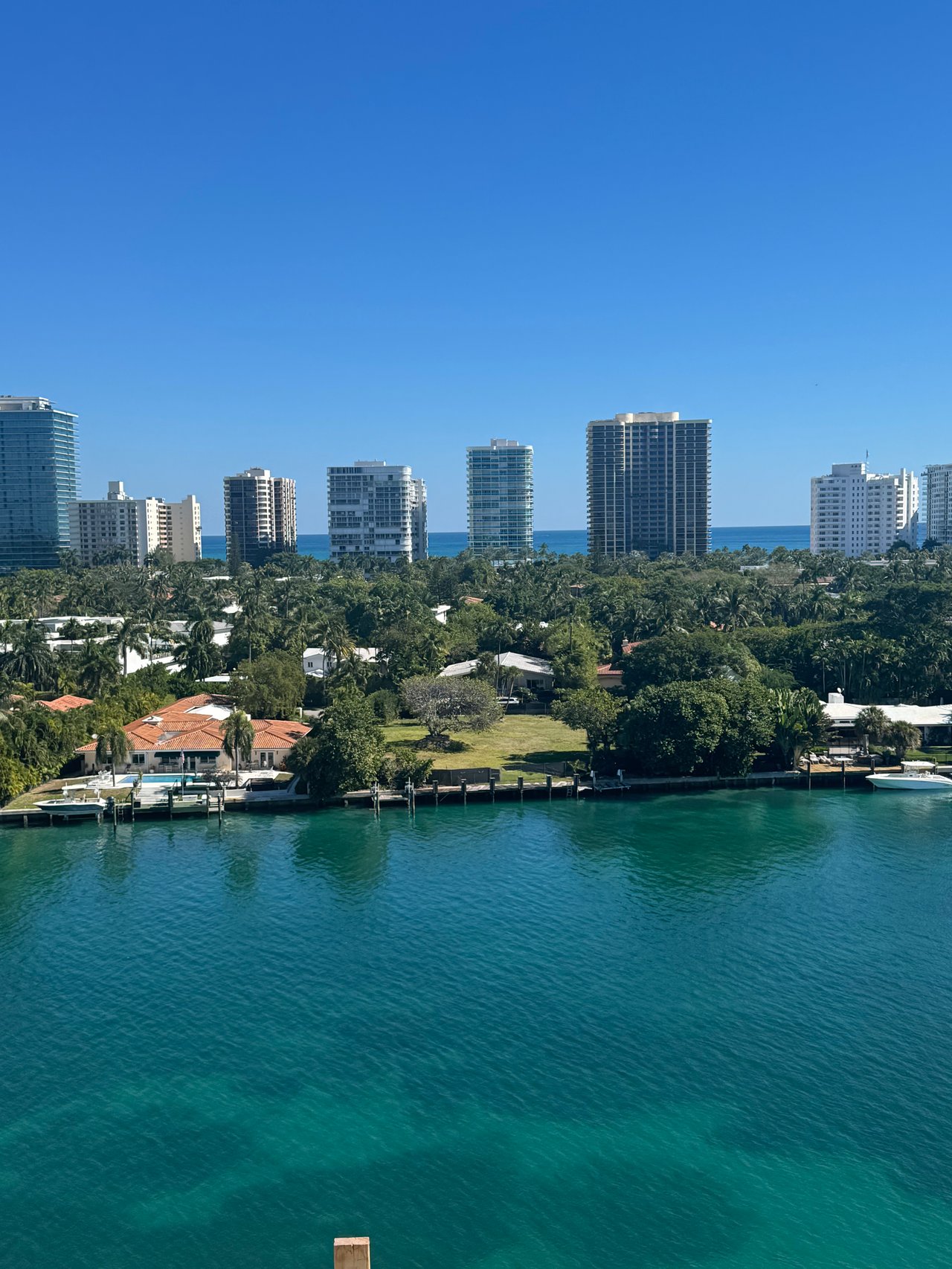 Por qué Varían las Cuotas de Condominio y Qué Debes Revisar Antes de Comprar o Vender?