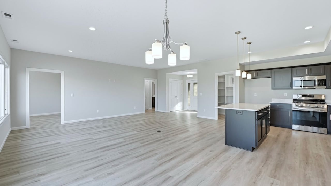 1333 Zenos Blvd