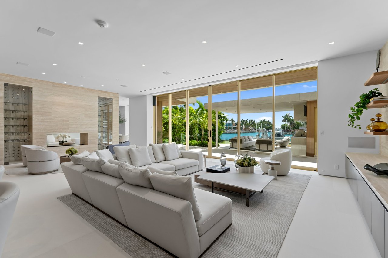 March 2025 - Karlton Companies has sold a newly constructed waterfront mansion on Allison Island in Miami Beach for $31.5 million, setting a new record for the area