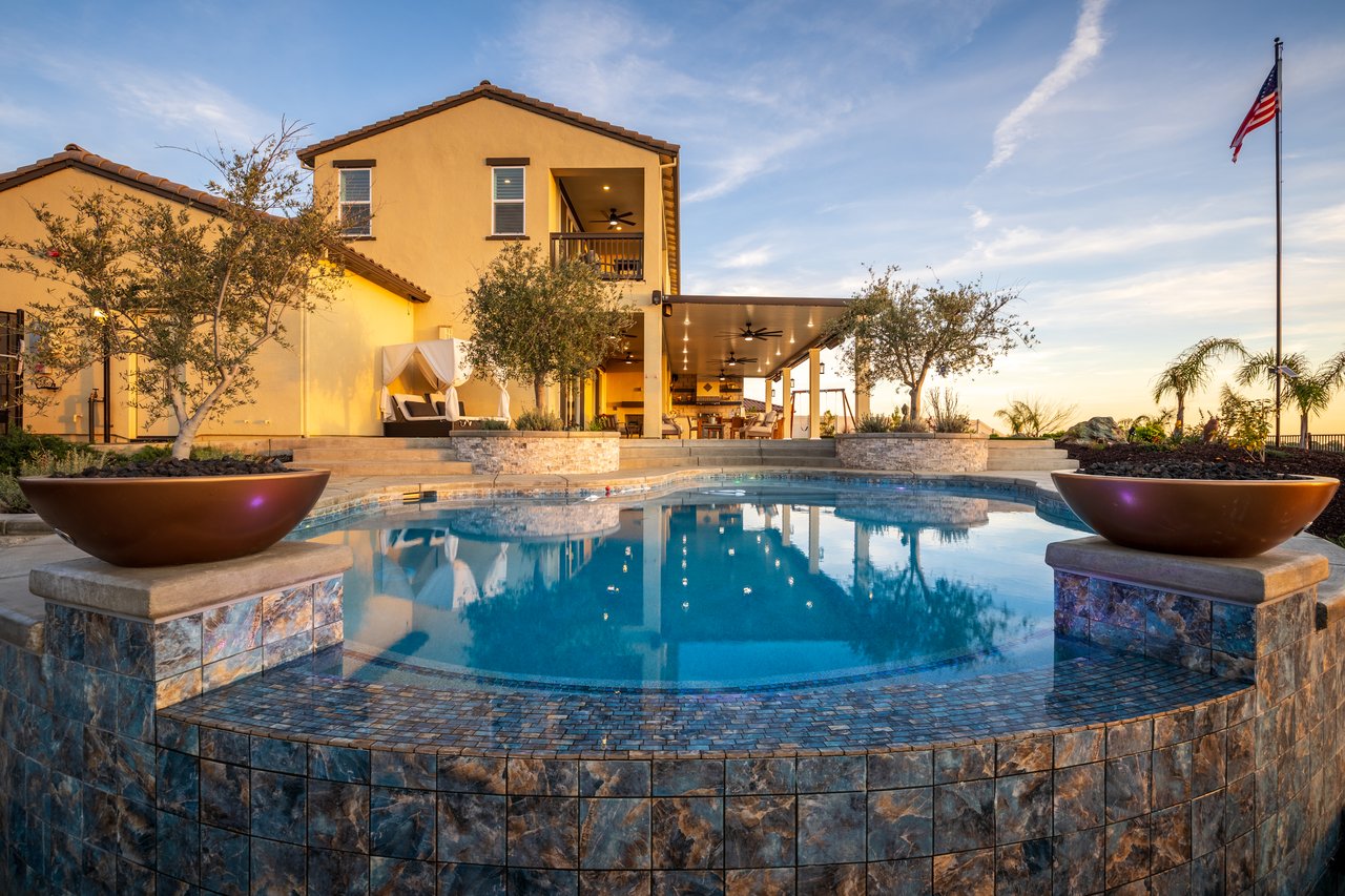  3004 Tierra de Dios Drive