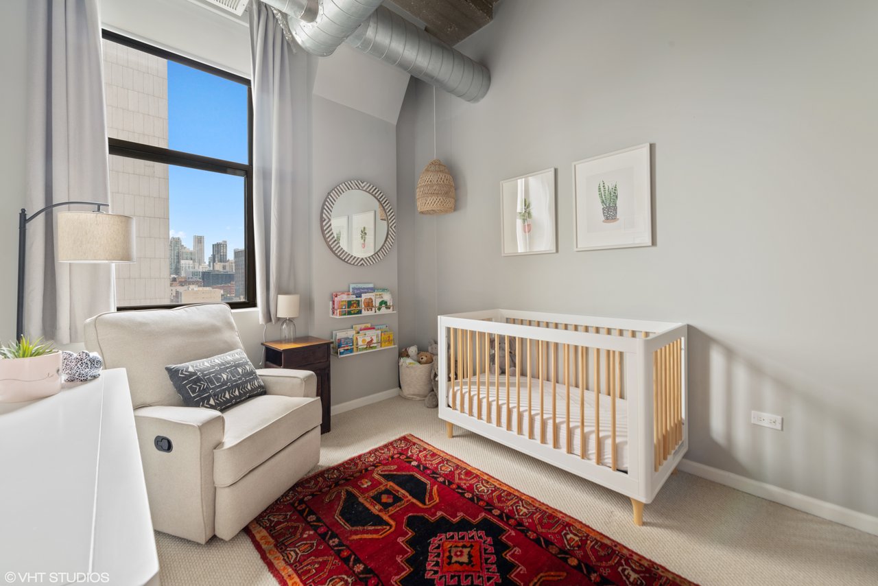  758 N Larrabee St Unit 821