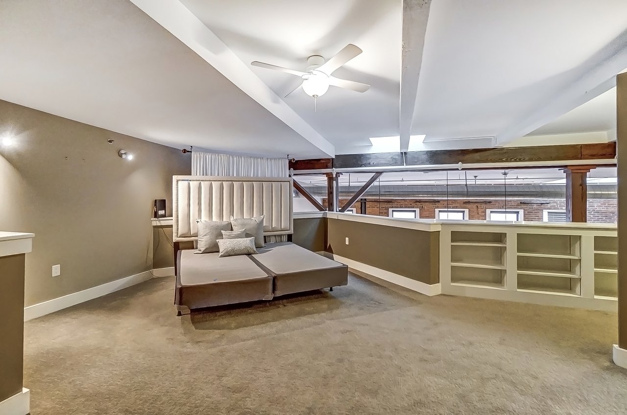 26 E 6th St. (3 units available.) #702, #802 #803