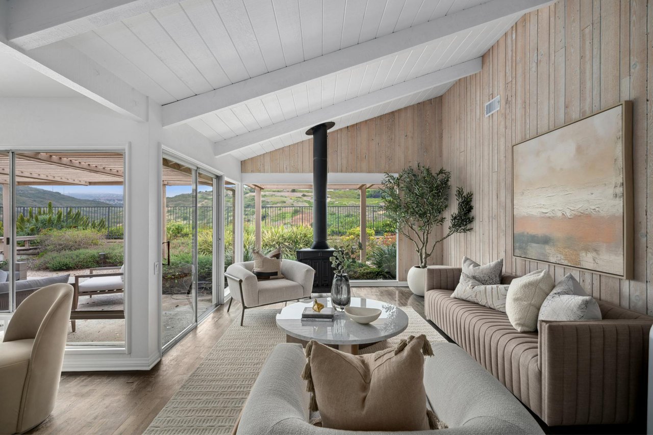 1606 Reef View Circle