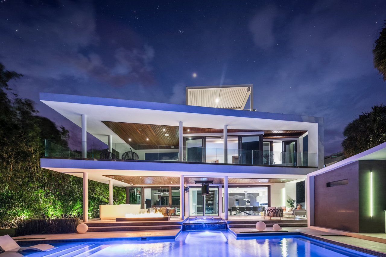 January 2025 | NBA Star Hassan Whiteside Puts His Waterfront Miami Beach Mansion on the Market for $19.5 Million”