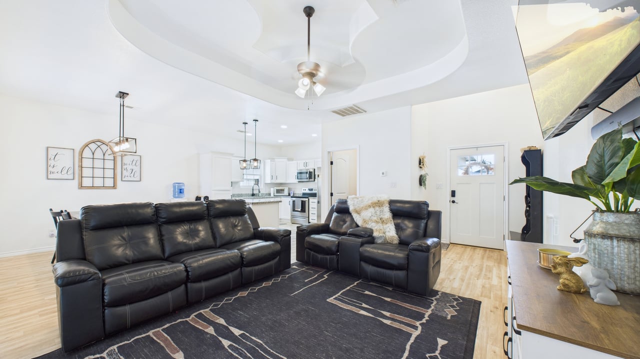 1503 Mimosa St.