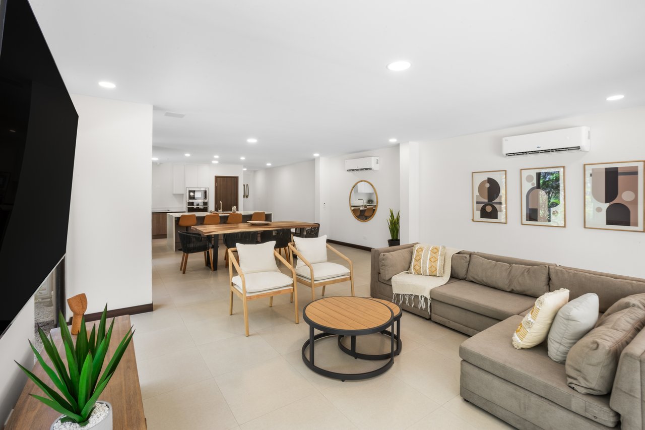 Flamingo Estates Luxury Home | Modern 4-Bed Retreat with Pool & Rooftop Terrace Near Beach & Marina