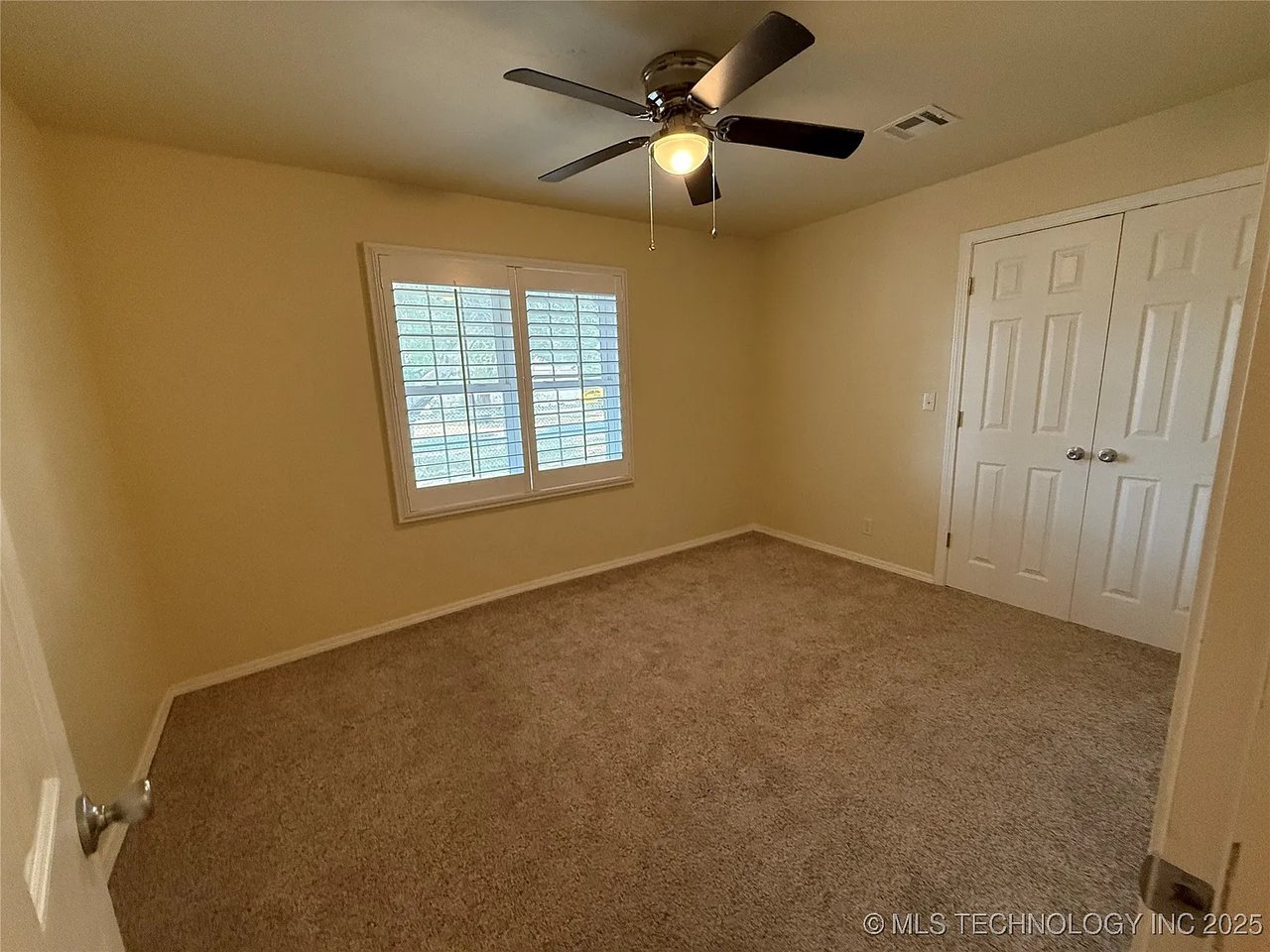 116 SW 5th St