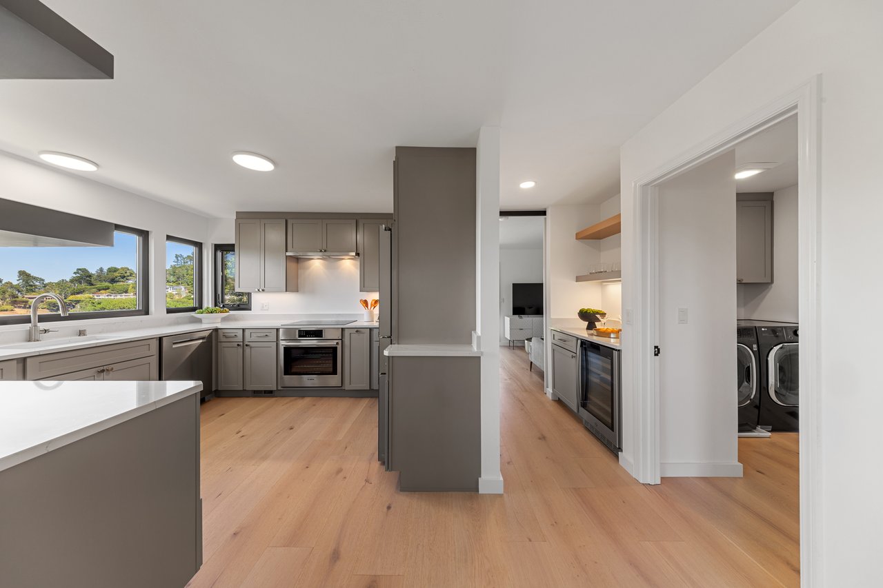 Stylish View Home on a Cul-De-Sac
