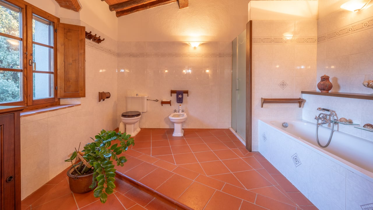 TENUTA CAVAL DONATO