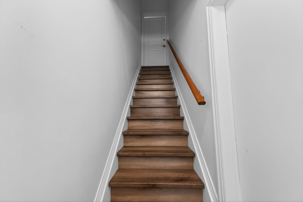 Beautifully Renovated Upper-Unit