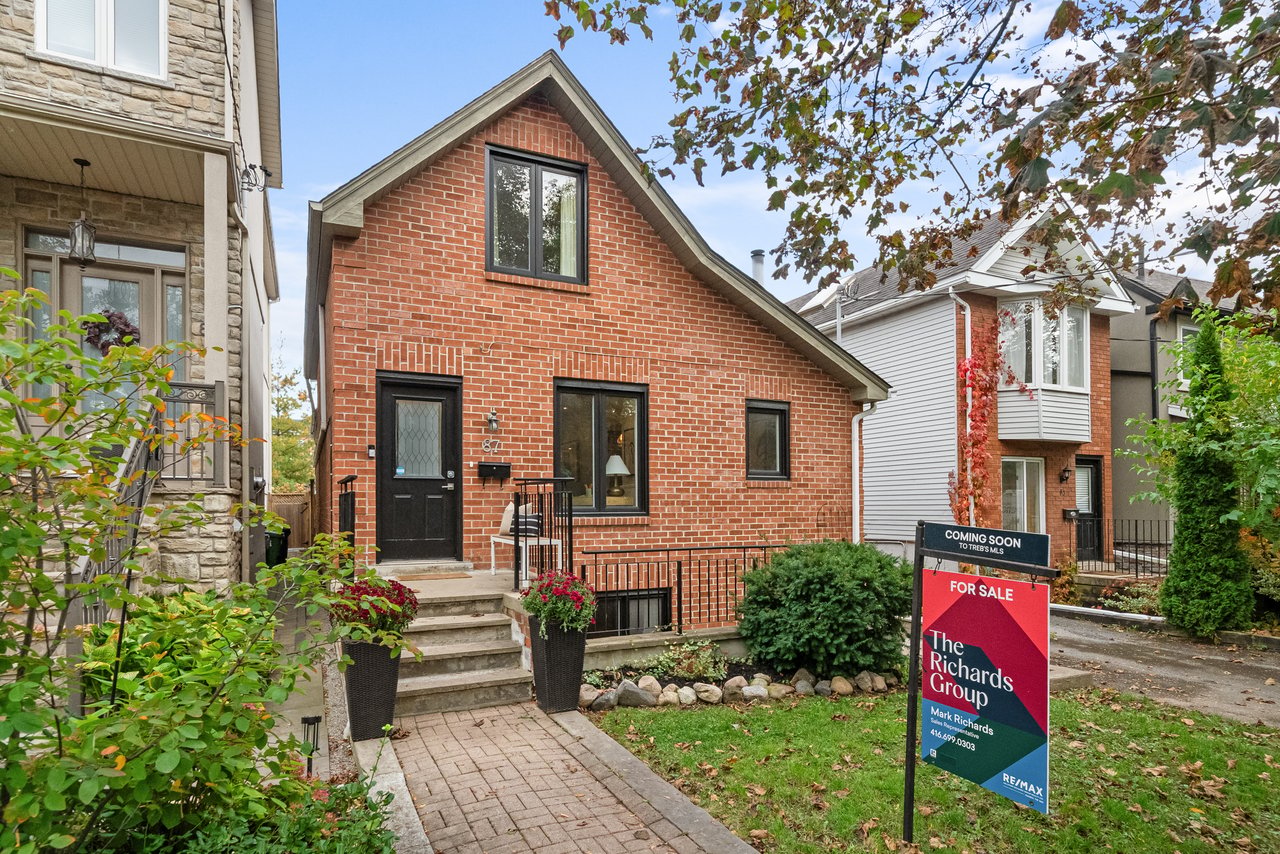 87 Rhodes Ave