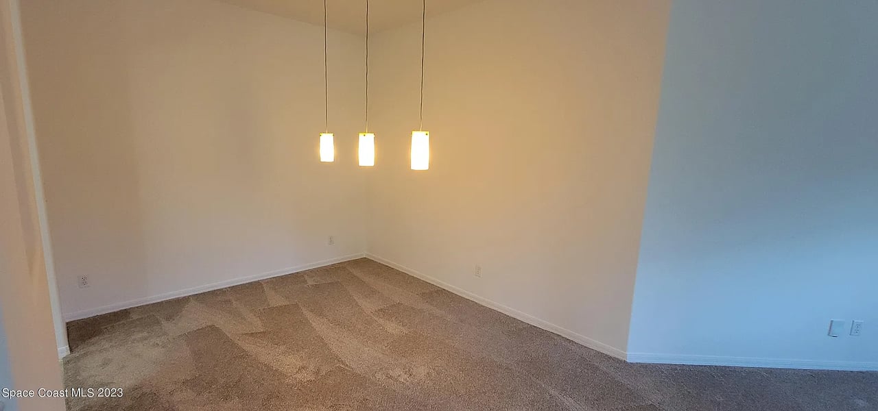 425 N Tangerine Sq SW