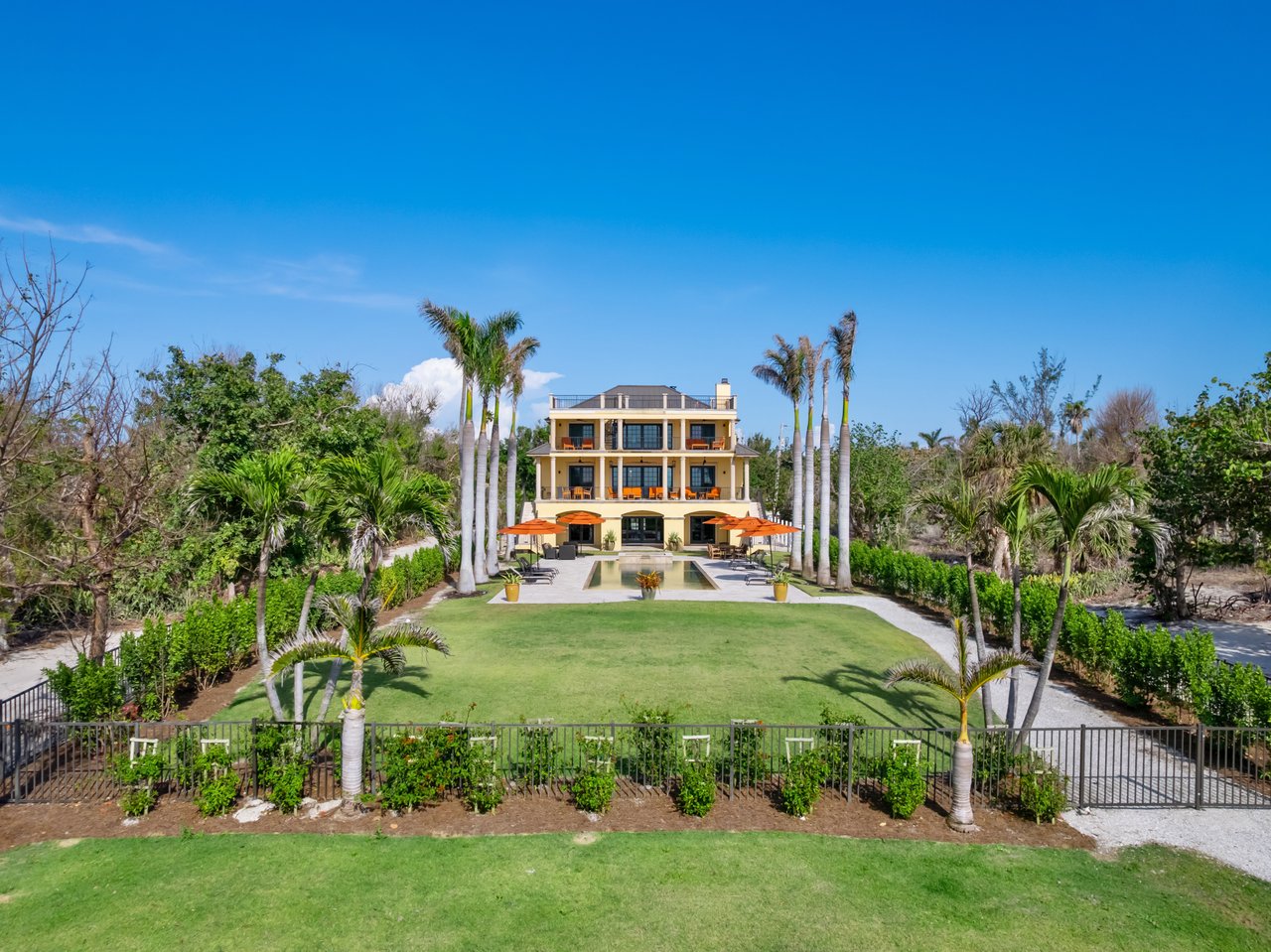 16205 Captiva DR
