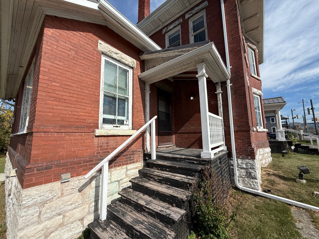415 Davis Drive 2, Newmarket