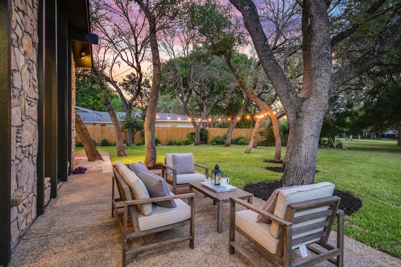 Golf Course Grandeur - 9112 Balcones Club Drive