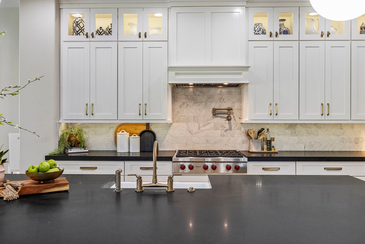 3980 E NAVIGATOR Lane