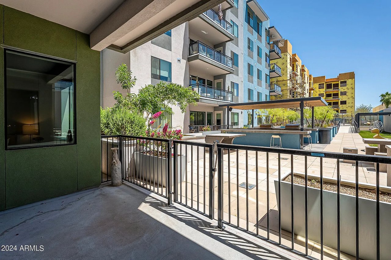 3131 N CENTRAL Avenue, 3020, Phoenix Unit: 3020