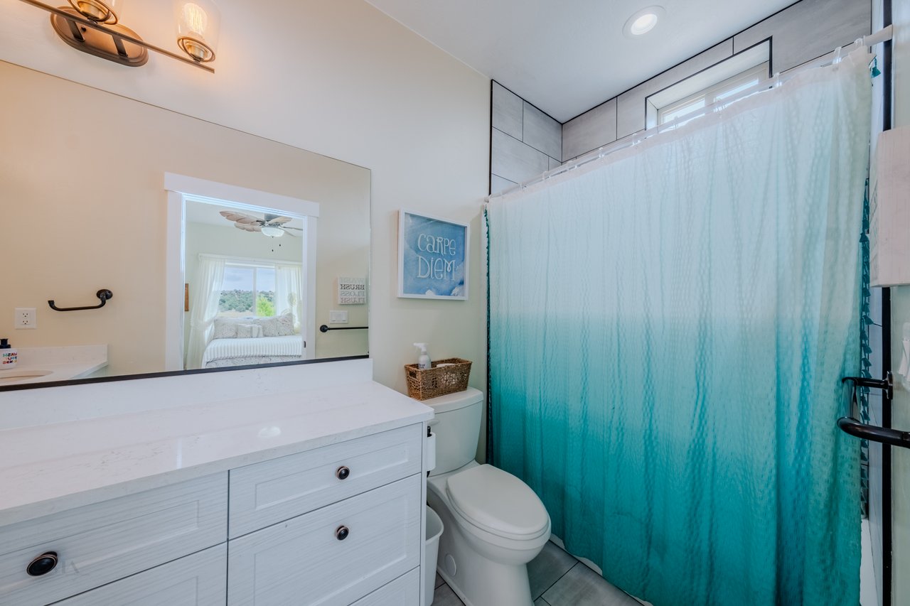 7395 N Johnson Canyon