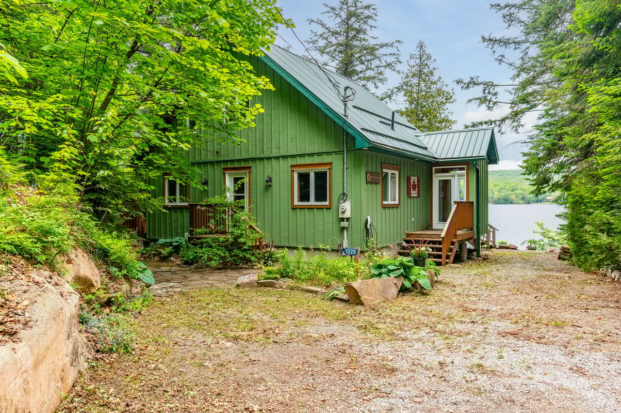 1029 BADGER LANE