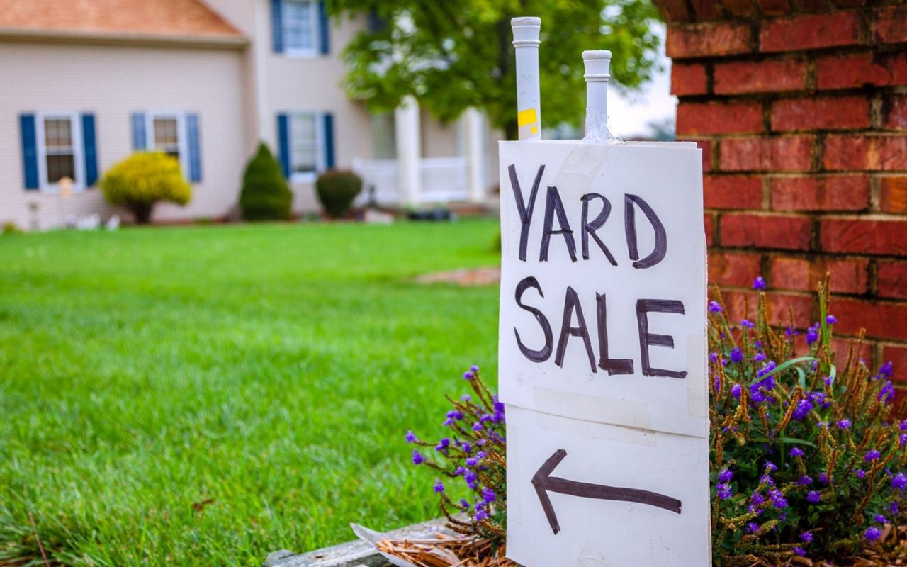 How to Host a Successful Yard Sale