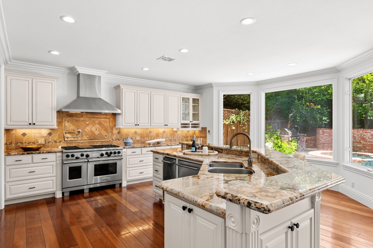 1943 Port Provence Place
