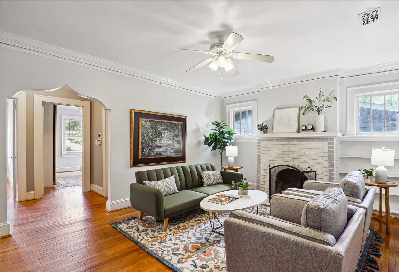 Staged Properties Sell Quicker and for 4-5% More Than Non-Staged Properties.