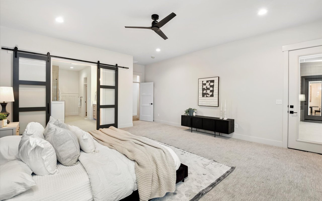 Modern Craftsman on One-Third of an Acre in Star, Idaho