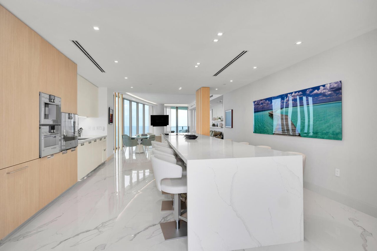 Luxury Home In The Sky | Ritz-Carlton Residences