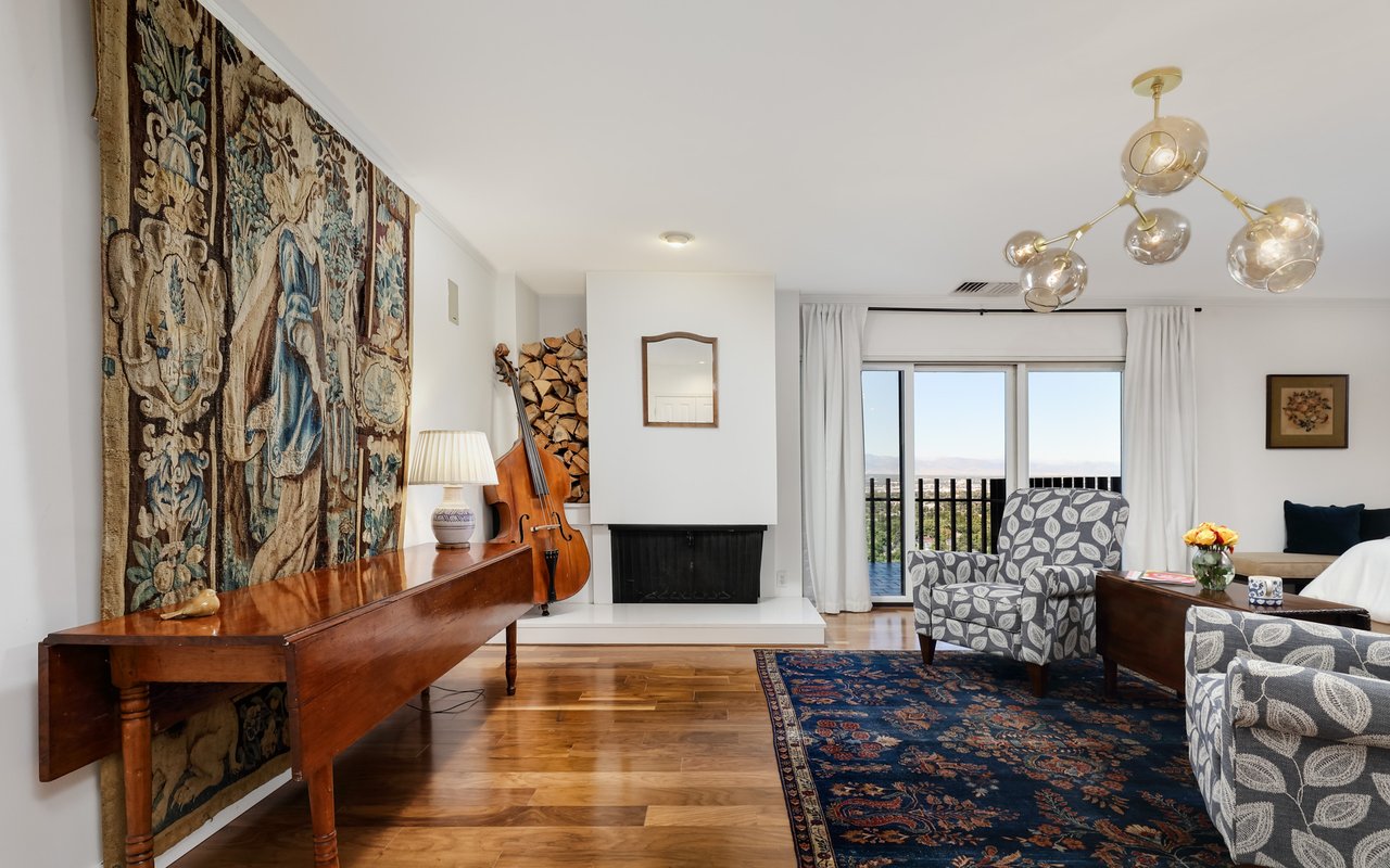 460 S Marion Parkway, 2000