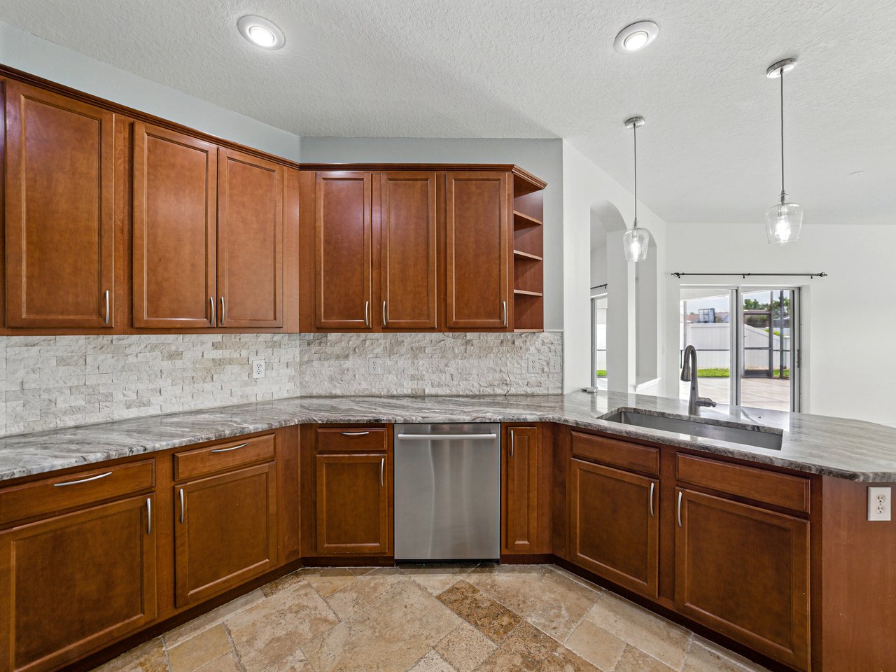 6957 BOULDER RUN LOOP