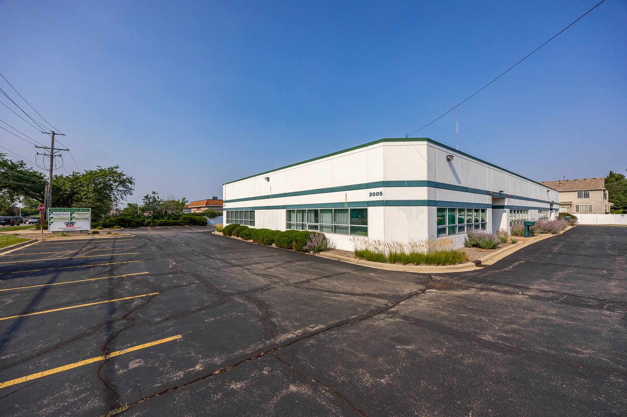 2005 S Bloomingdale Road Unit: G