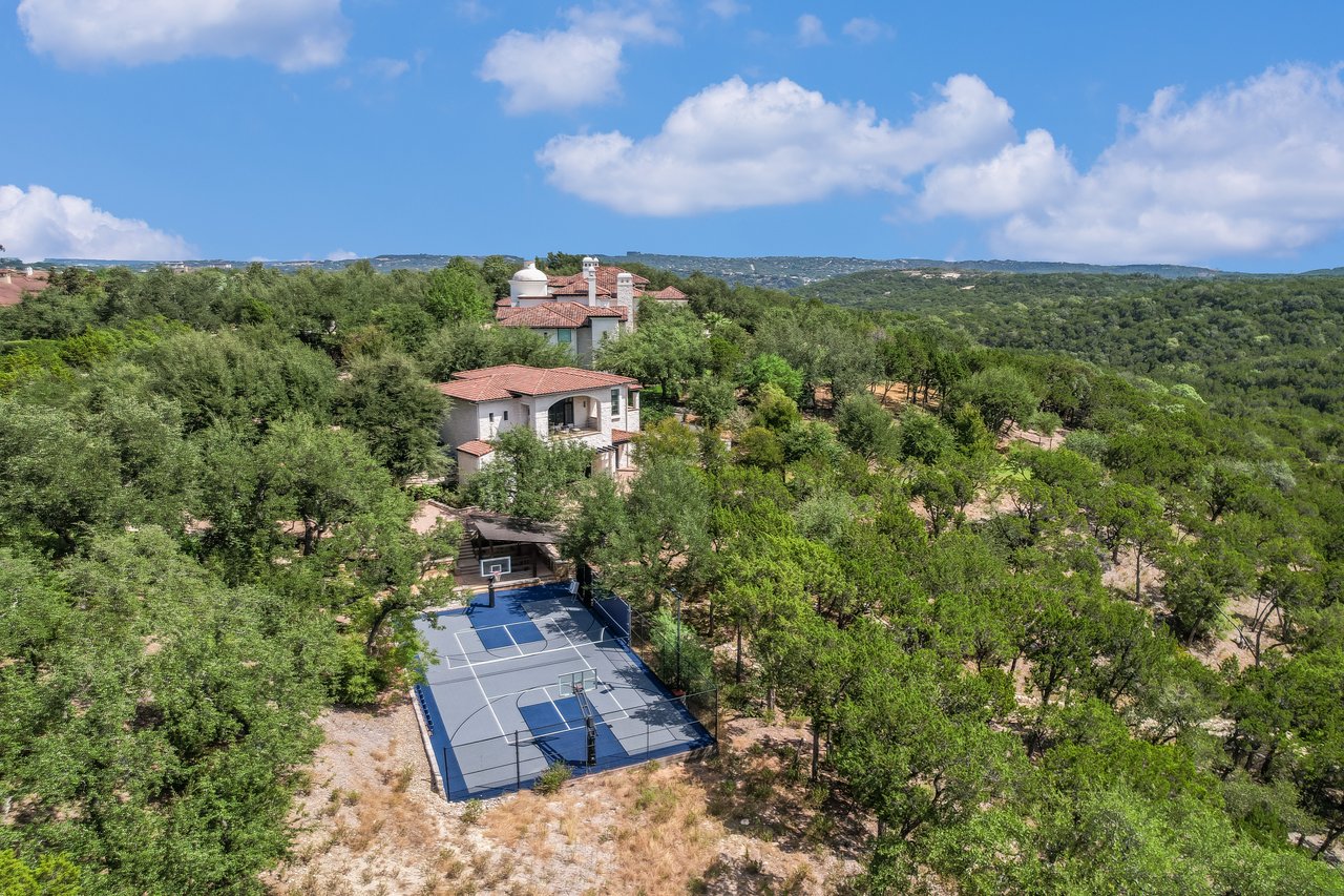 Estate on Mirador