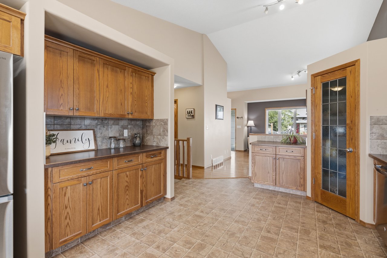 499 Highland Close