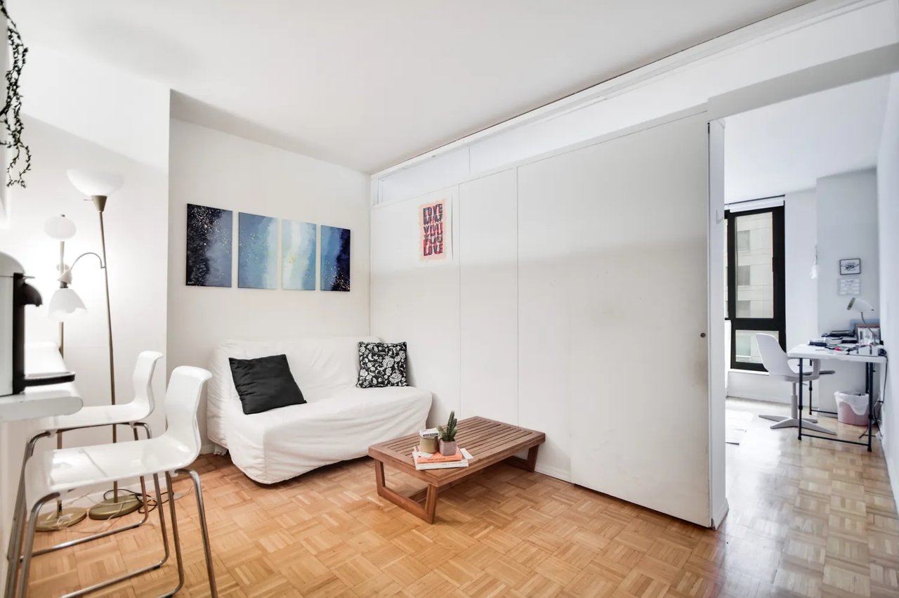 1 Irving Pl, #V9D
