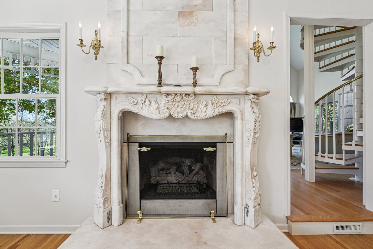 Hilltop Luxury with Endless Views