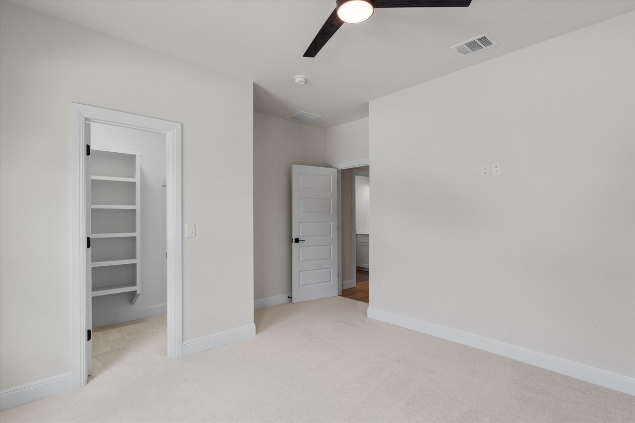 7224 Getaway Dr Jonestown, TX 78645