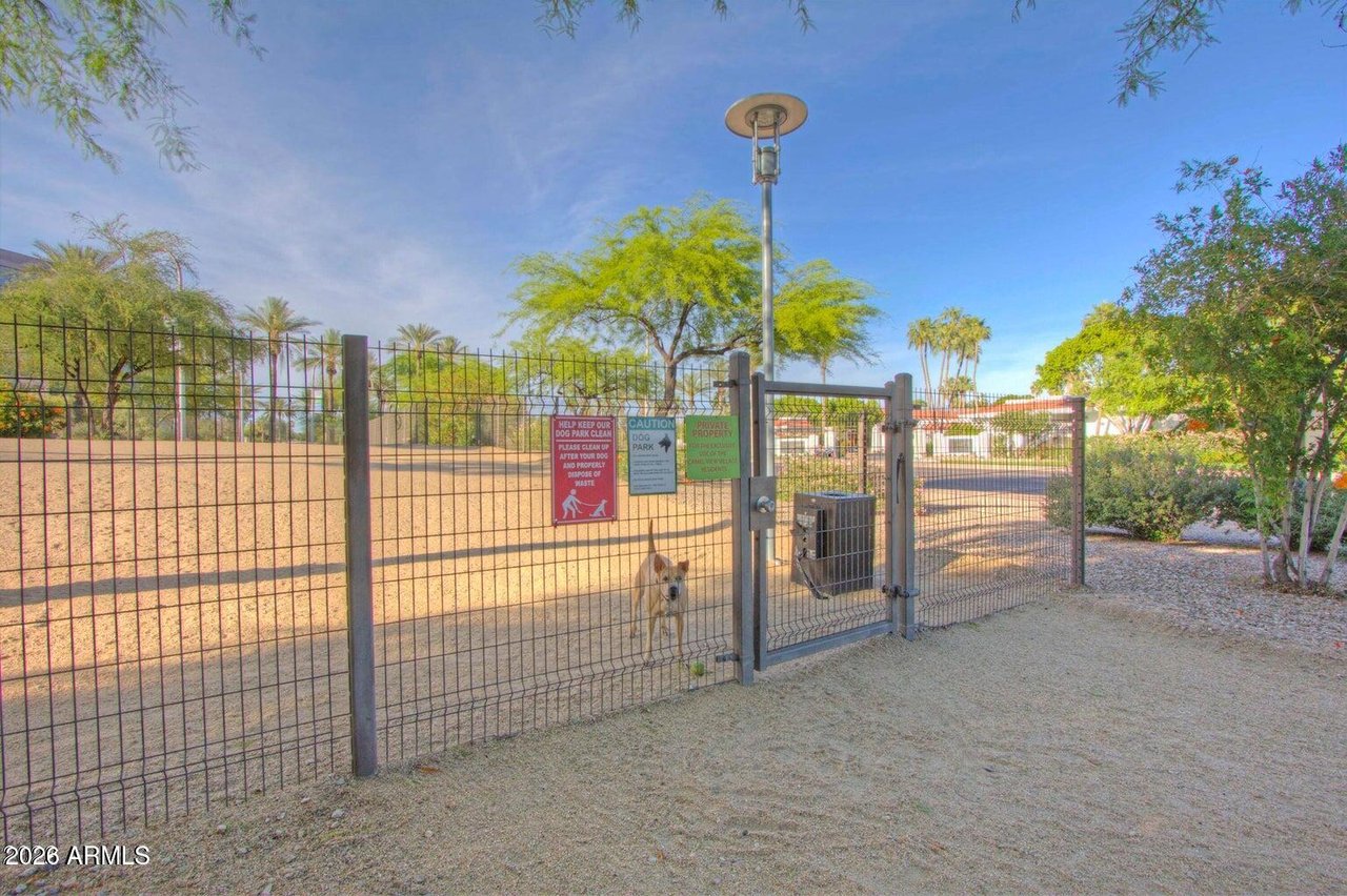 7117 E Rancho Vista Dr, #5001
