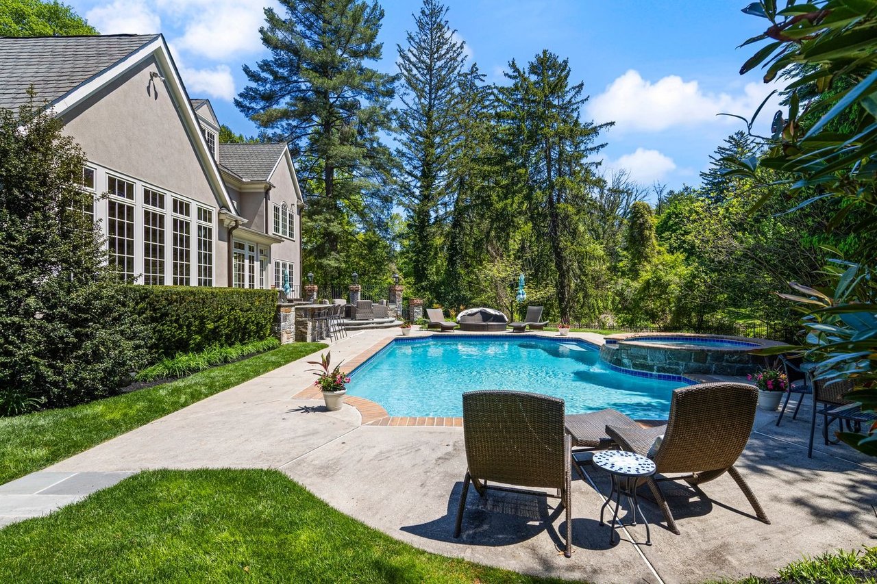 775 Parkes Run Ln