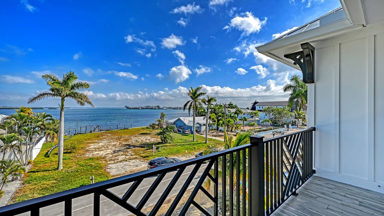 2206 Avenue A, Bradenton Beach, Florida