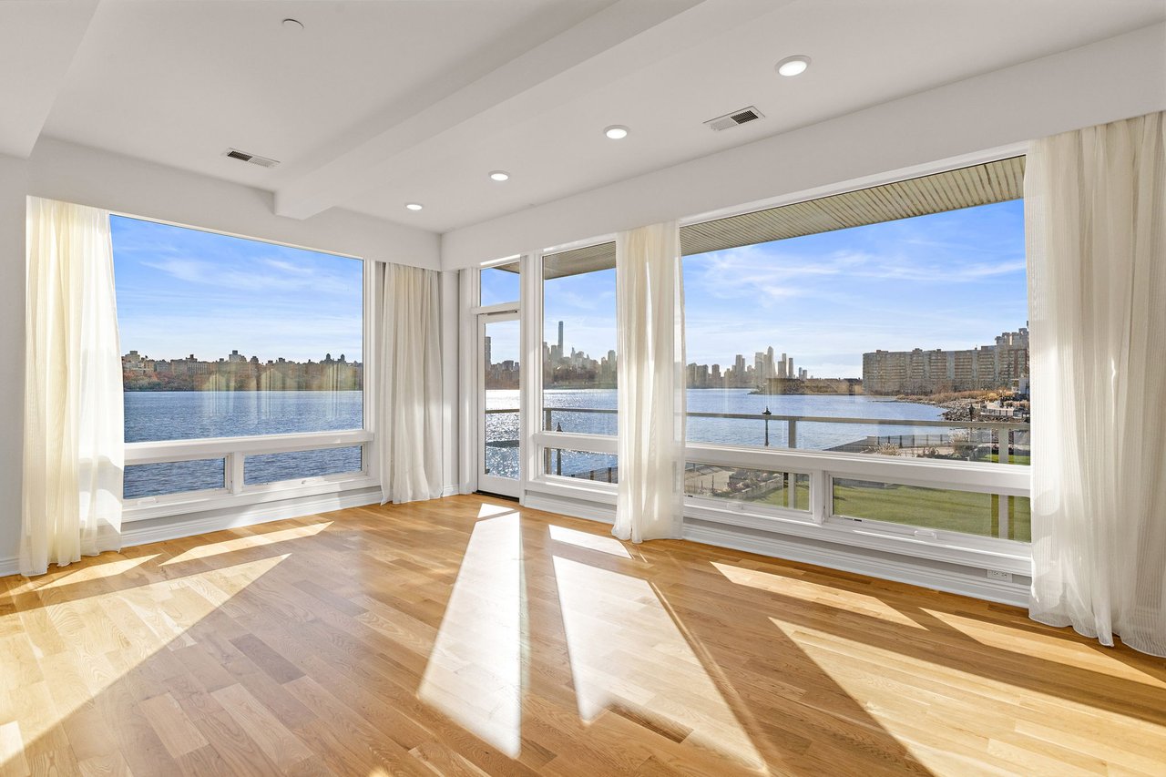 9 SOMERSET LANE Unit: 222