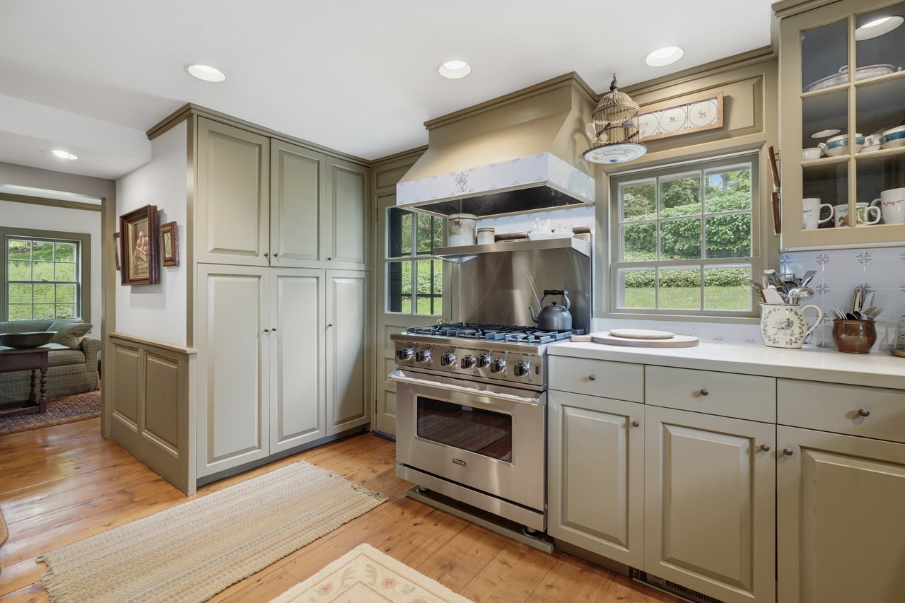 142 High Ridge Road