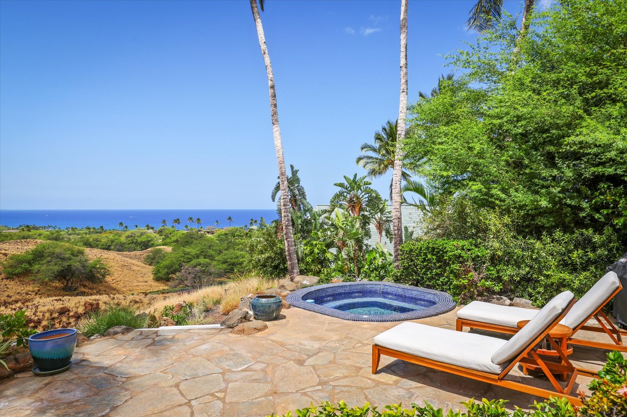 EXCEPTIONAL 5,456 SQ FT RESIDENCE - MAUNA KEA RESORT - $9,750,000 - RENOWNED KOHALA COAST BIG ISLAND