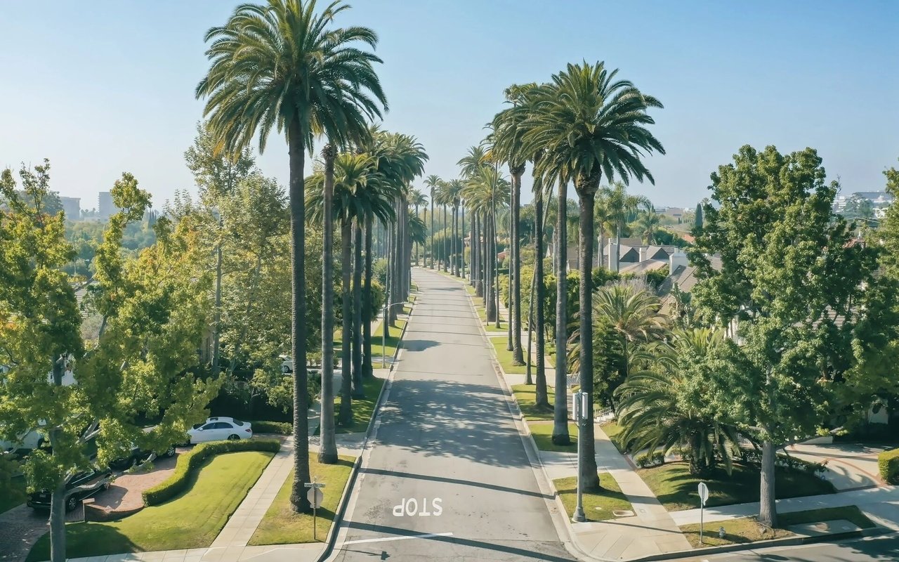 Mid-Wilshire
