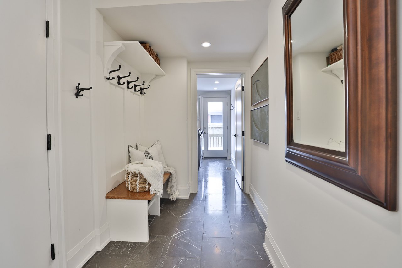 2464 Deer Run Avenue