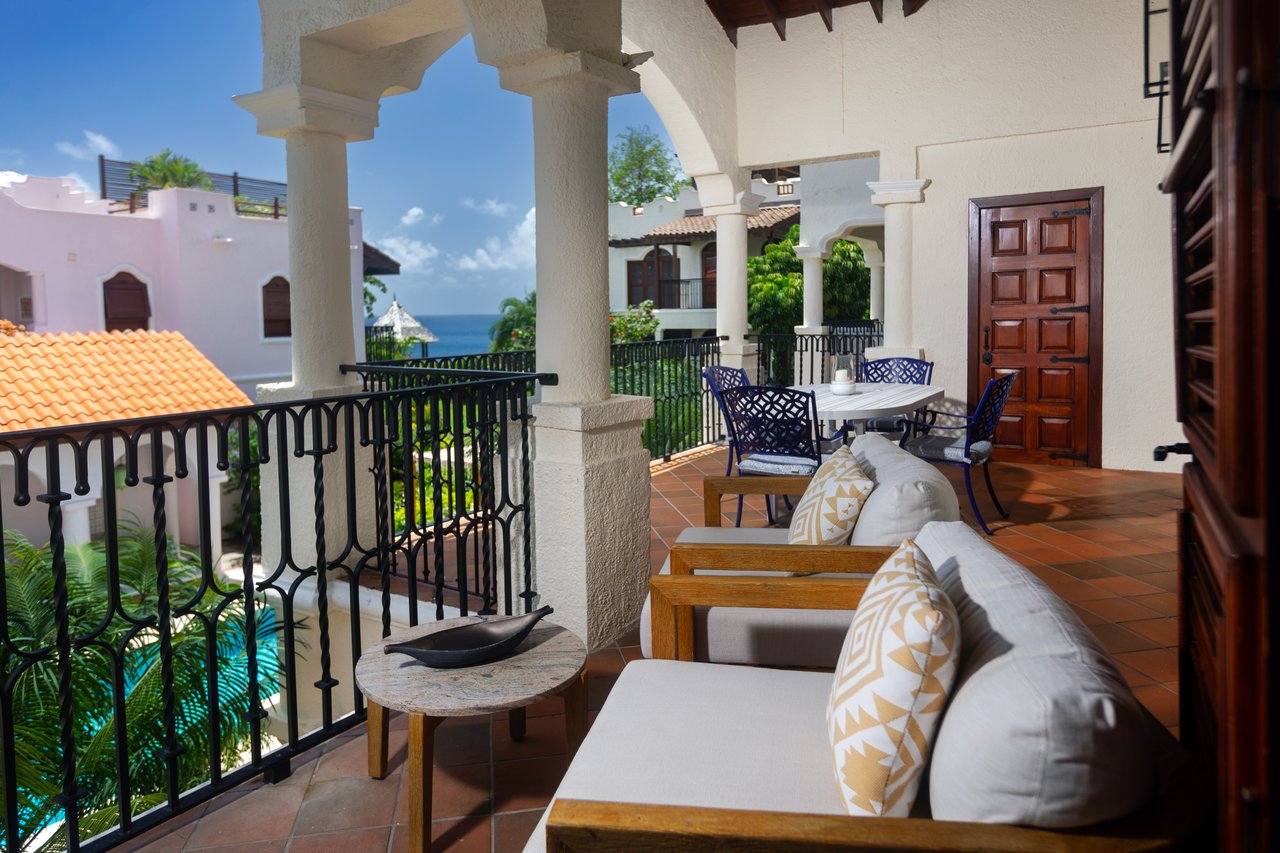 Villa 200, Indigo