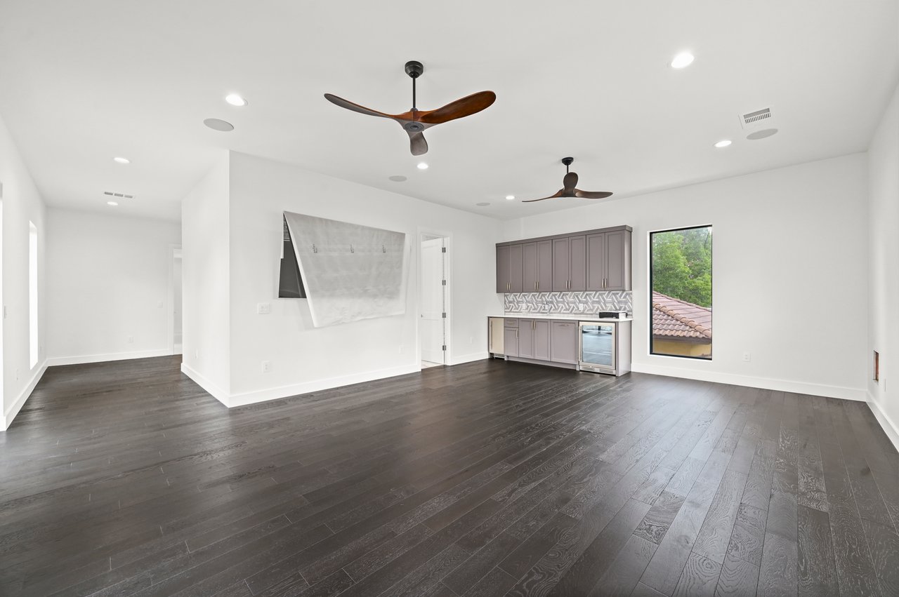 1748 Channel Road