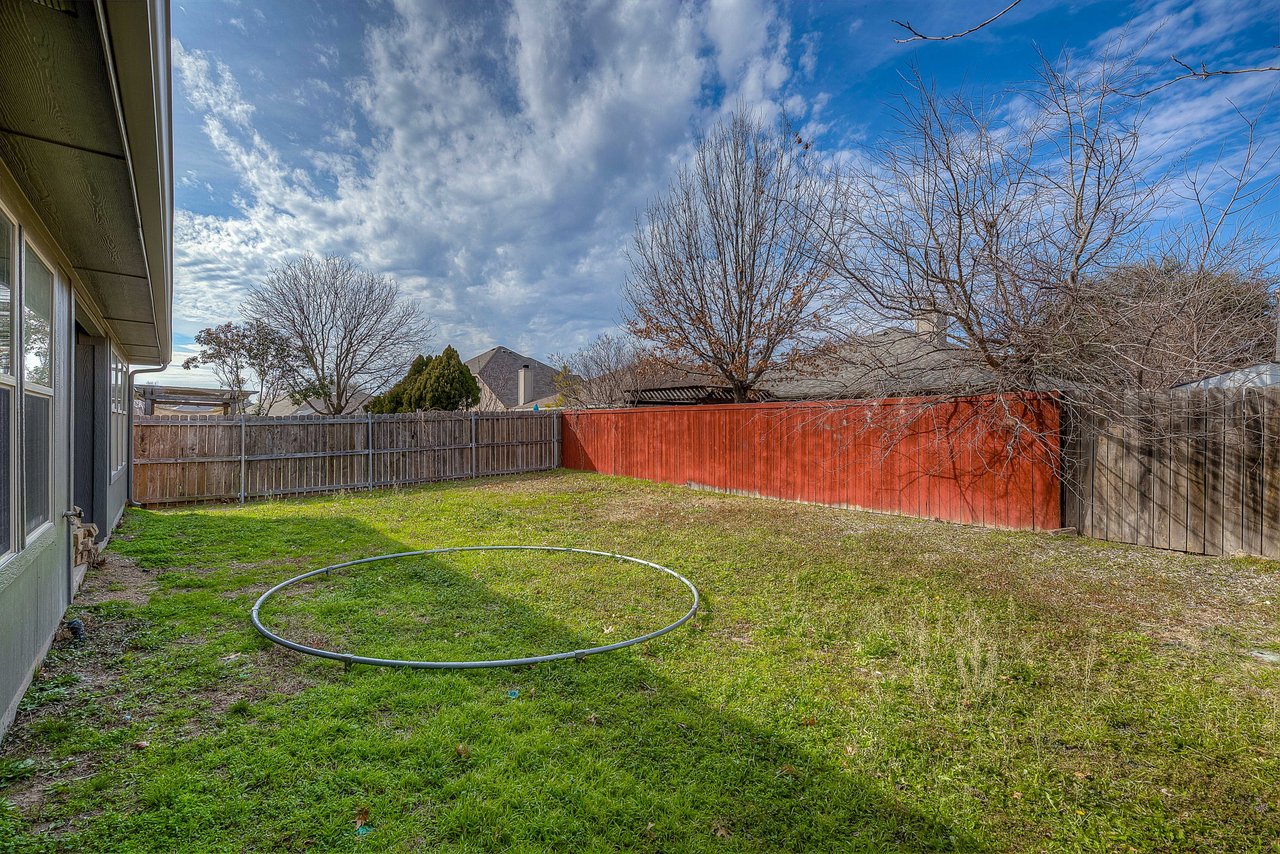 2023 Lake Trail Dr.