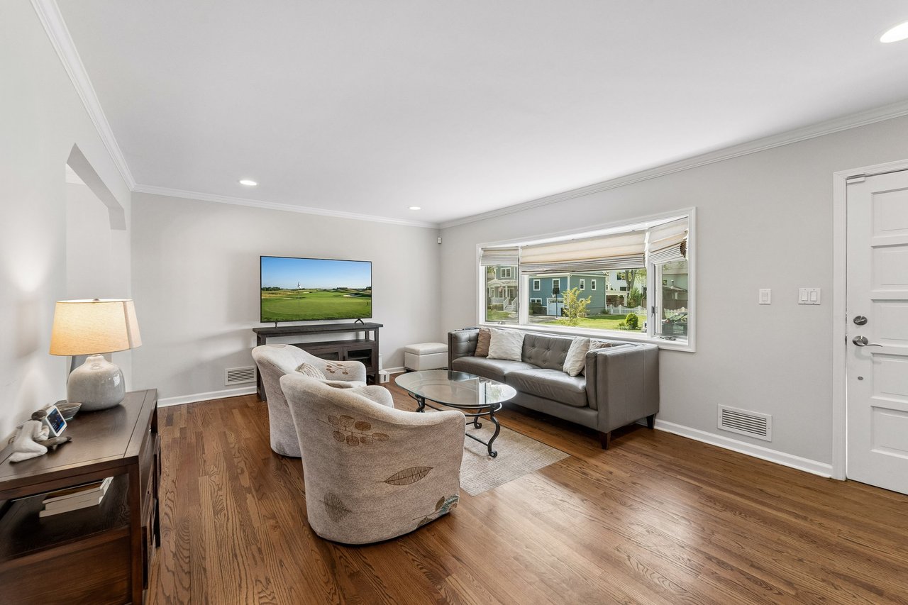 34 Moss Ave, Westfield, NJ 07090